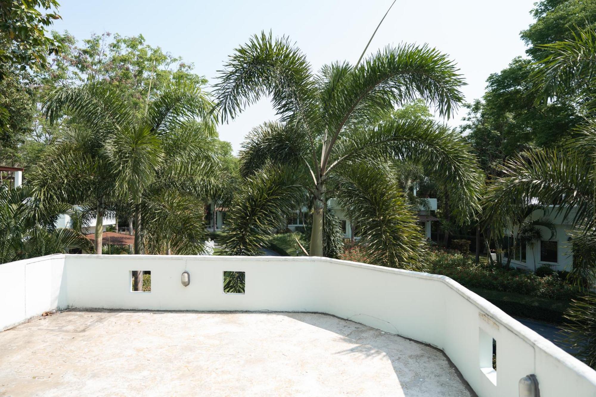 Villa Reina Resort Nong Nam Daeng Exteriér fotografie