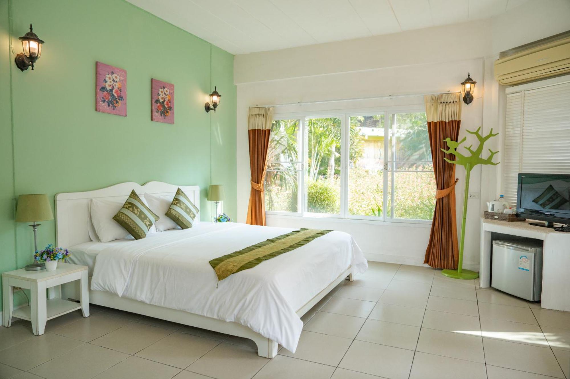 Villa Reina Resort Nong Nam Daeng Exteriér fotografie