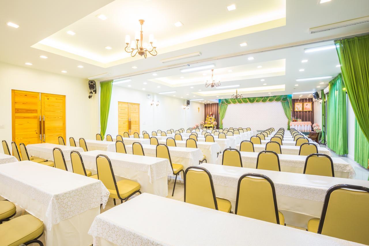Villa Reina Resort Nong Nam Daeng Exteriér fotografie